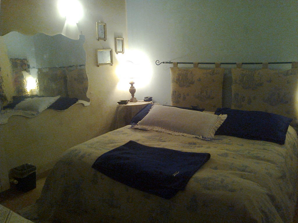 Bed And Breakfast Di Manu Taglio Di Po Phòng bức ảnh